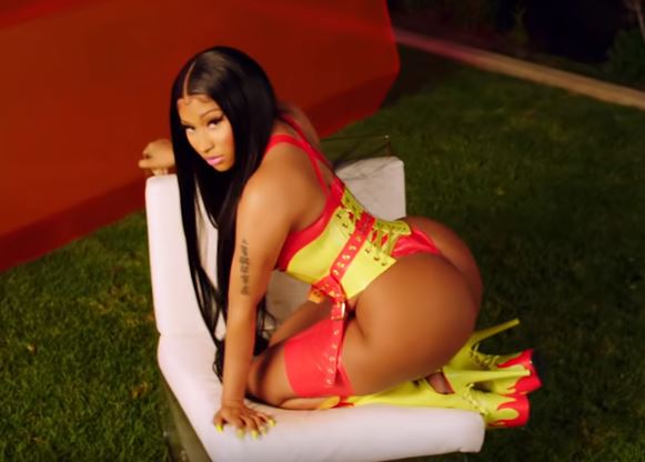 Nicki-Minaj-sexy-lady