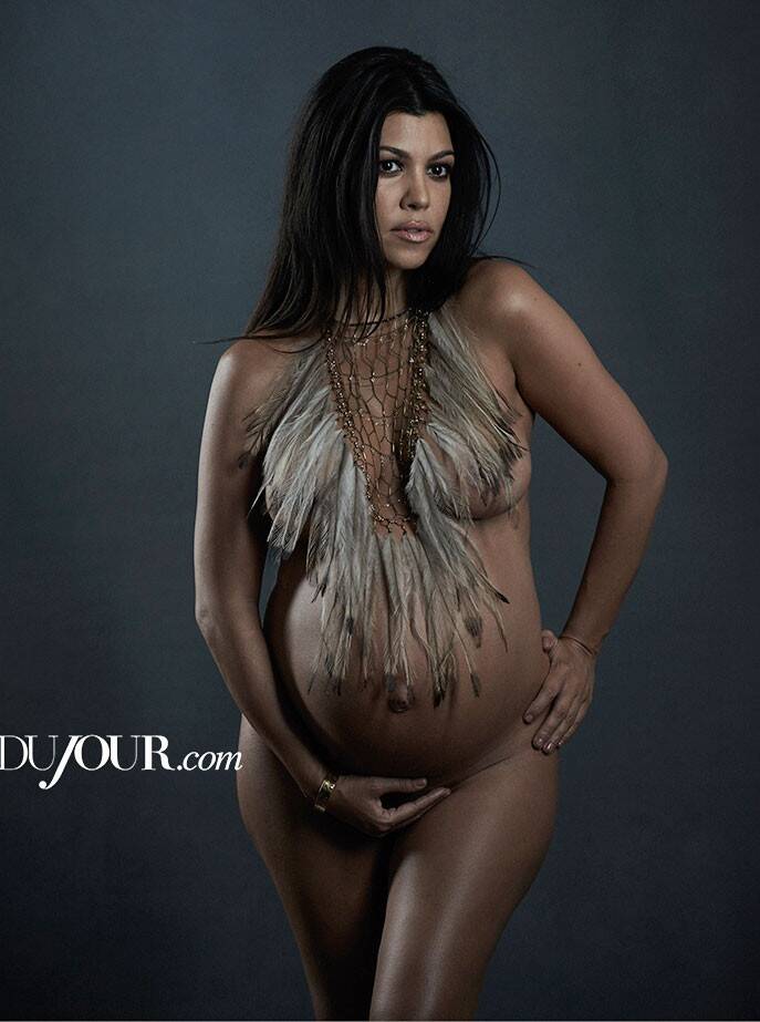kourtney-kardashian-nue-enceinte