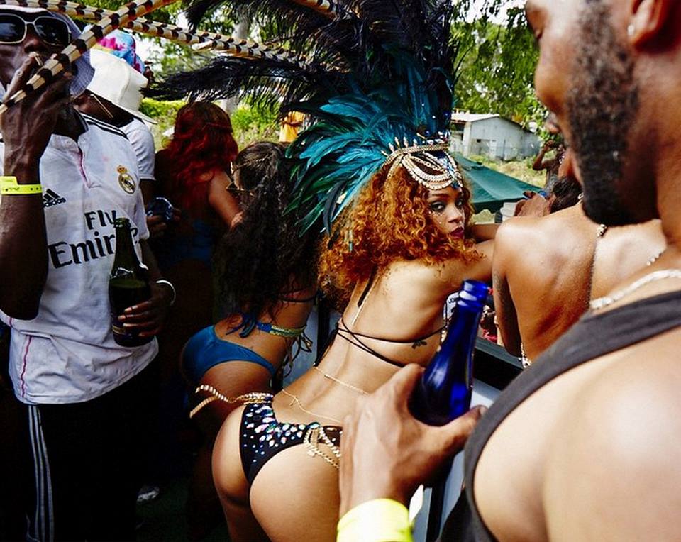 rihanna-butt-kadooment-day