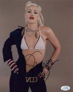 Gwen Stefani sexy