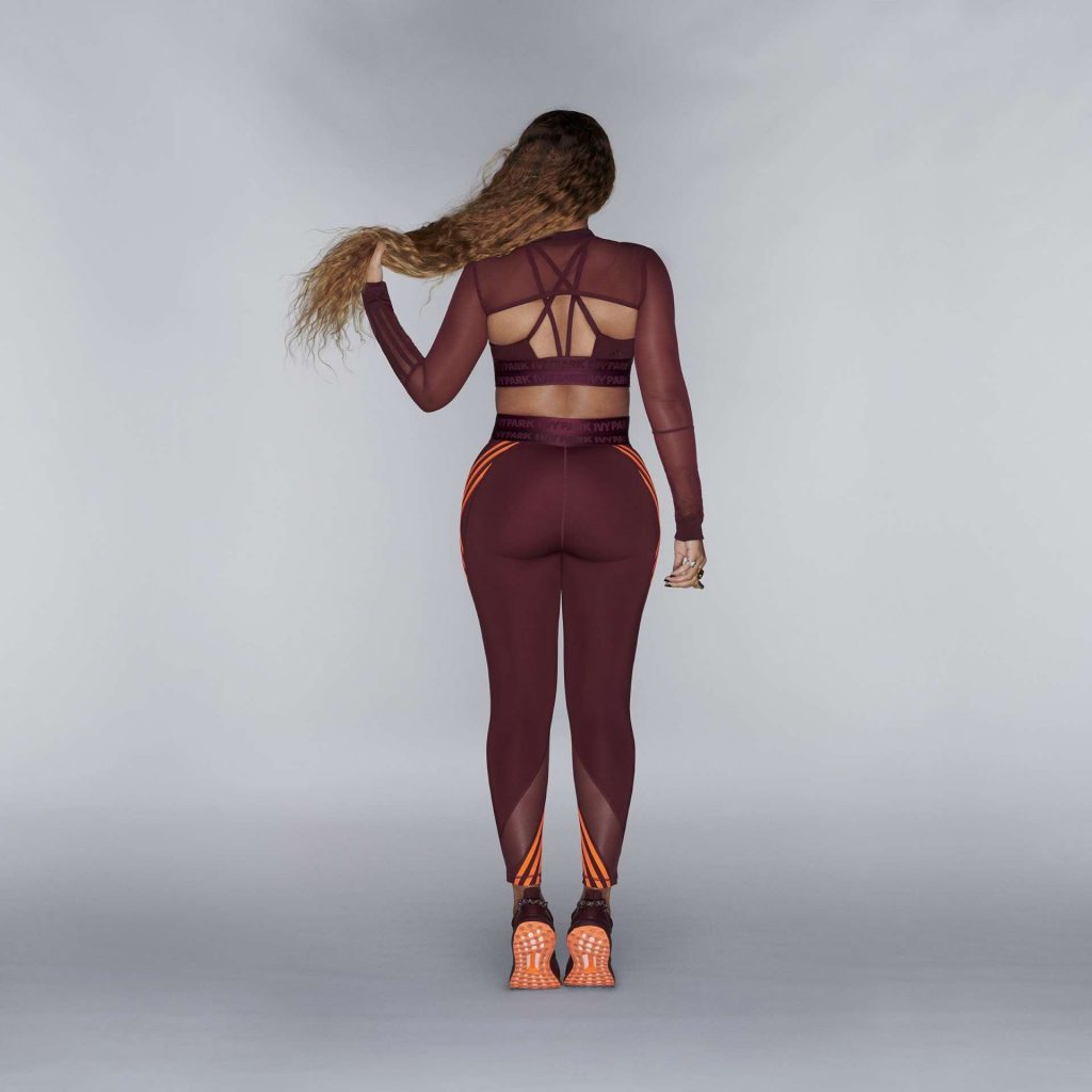 Beyonce-Knowles-legging-moulant